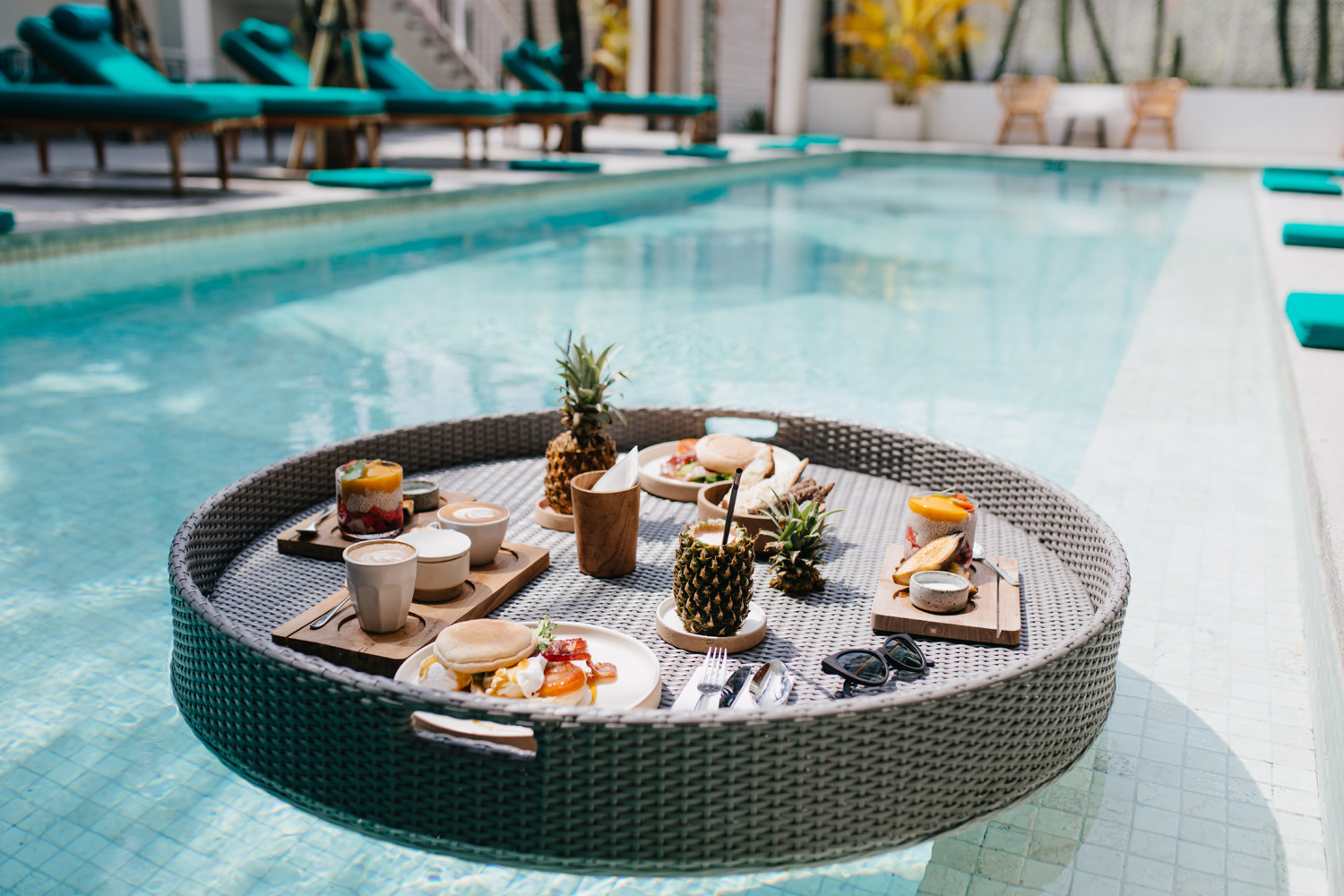 Exotic Lunch Hotel Outdoor Shot Table With Fruits Swimming Pool